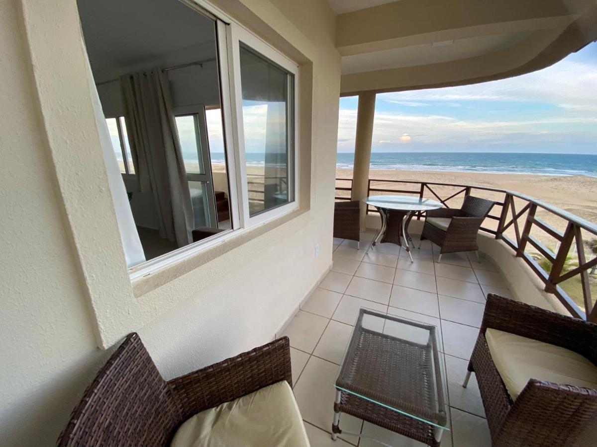 Beachfront Apt & Jacuzzi Taíba Eksteriør bilde